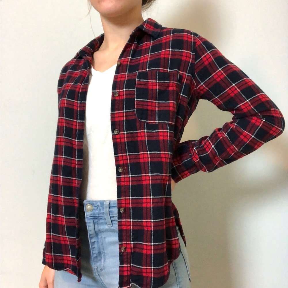 Hollister Red/Navy Button Up Flannel Size: XS